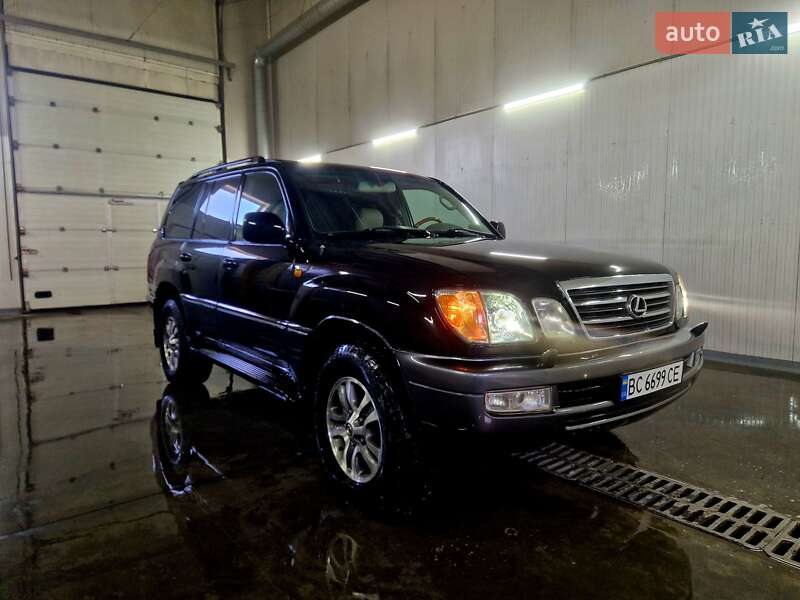 Внедорожник / Кроссовер Lexus LX 2003 в Львове
