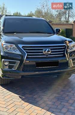 Внедорожник / Кроссовер Lexus LX 2014 в Сарнах