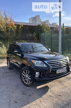 Внедорожник / Кроссовер Lexus LX 2009 в Киеве