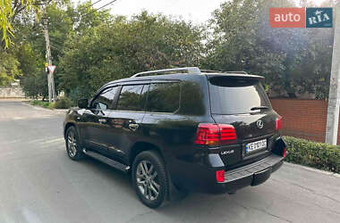 Позашляховик / Кросовер Lexus LX 2008 в Новомосковську