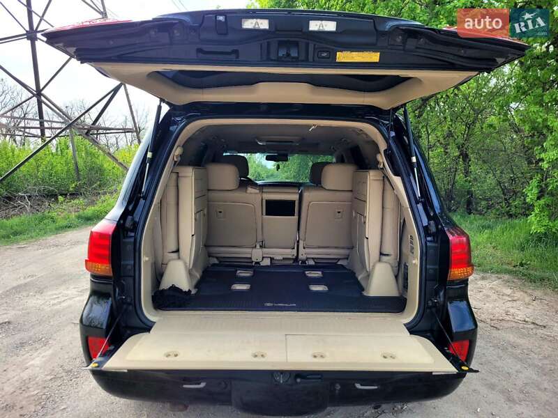 Позашляховик / Кросовер Lexus LX 2010 в Кривому Розі