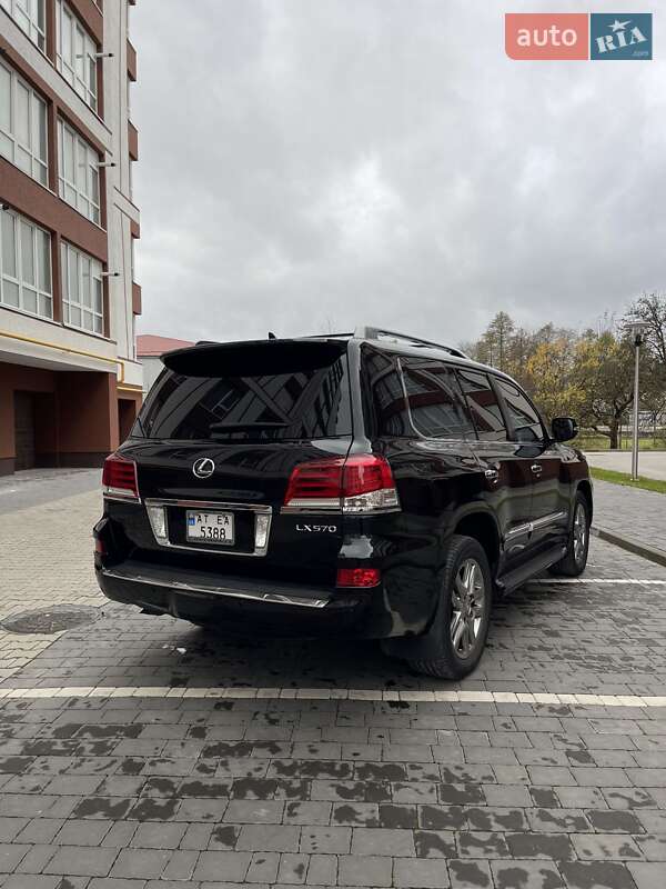 Внедорожник / Кроссовер Lexus LX 2014 в Ивано-Франковске