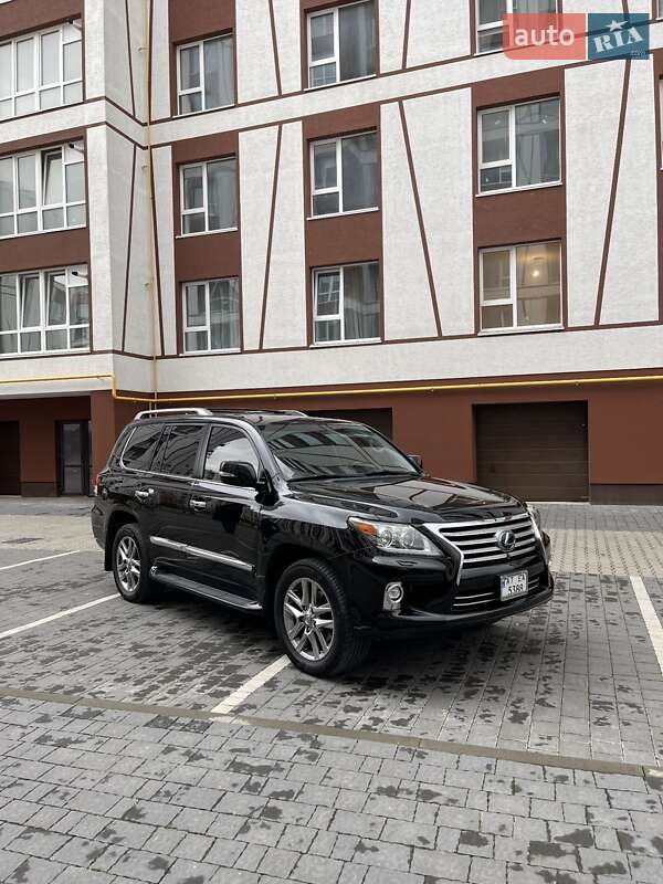 Внедорожник / Кроссовер Lexus LX 2014 в Ивано-Франковске
