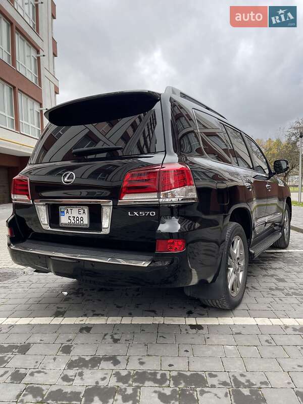 Внедорожник / Кроссовер Lexus LX 2014 в Ивано-Франковске