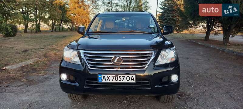 Позашляховик / Кросовер Lexus LX 2008 в Харкові