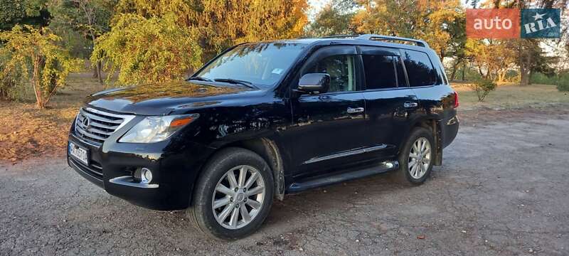 Позашляховик / Кросовер Lexus LX 2008 в Харкові
