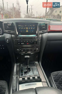 Внедорожник / Кроссовер Lexus LX 2008 в 