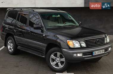 Внедорожник / Кроссовер Lexus LX 2005 в Дубно