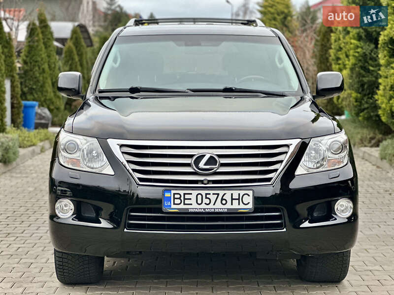 Внедорожник / Кроссовер Lexus LX 2011 в Одессе