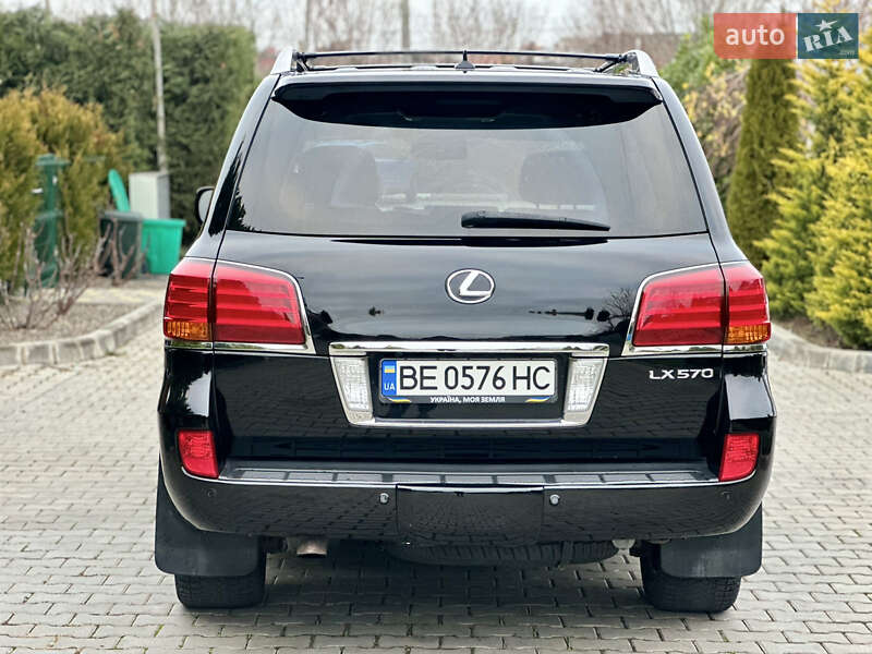 Внедорожник / Кроссовер Lexus LX 2011 в Одессе
