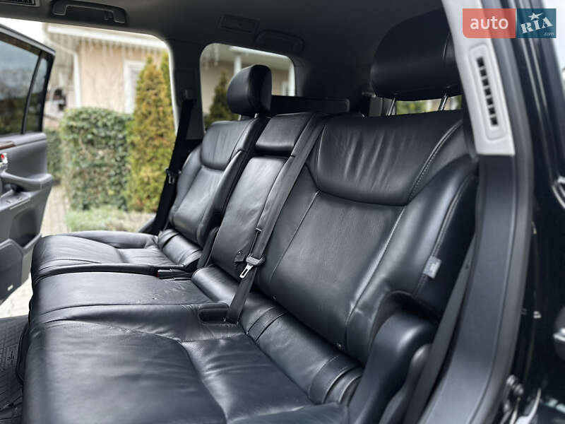 Внедорожник / Кроссовер Lexus LX 2011 в Одессе