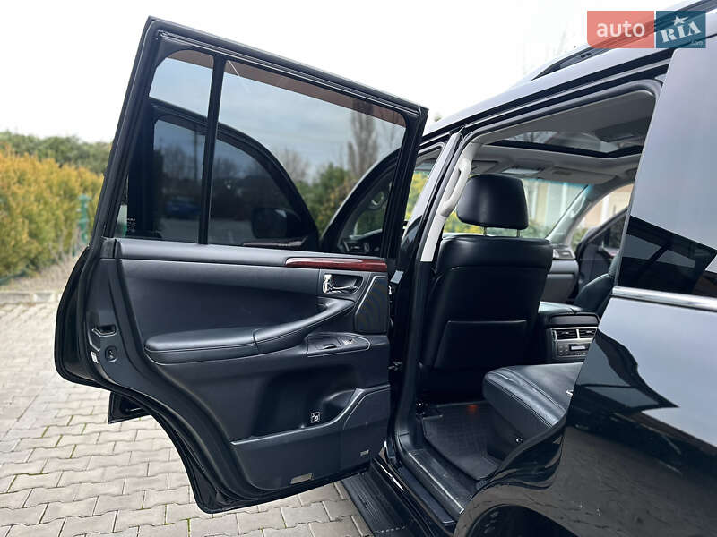 Внедорожник / Кроссовер Lexus LX 2011 в Одессе