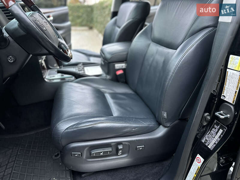 Внедорожник / Кроссовер Lexus LX 2011 в Одессе