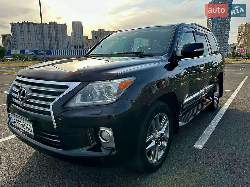 Позашляховик / Кросовер Lexus LX 2012 в Києві