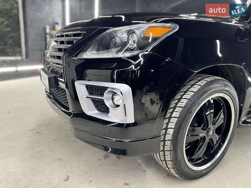 Позашляховик / Кросовер Lexus LX 2008 в Рівному