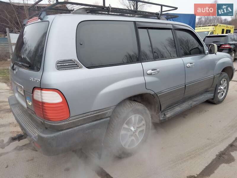 Lexus LX 2001