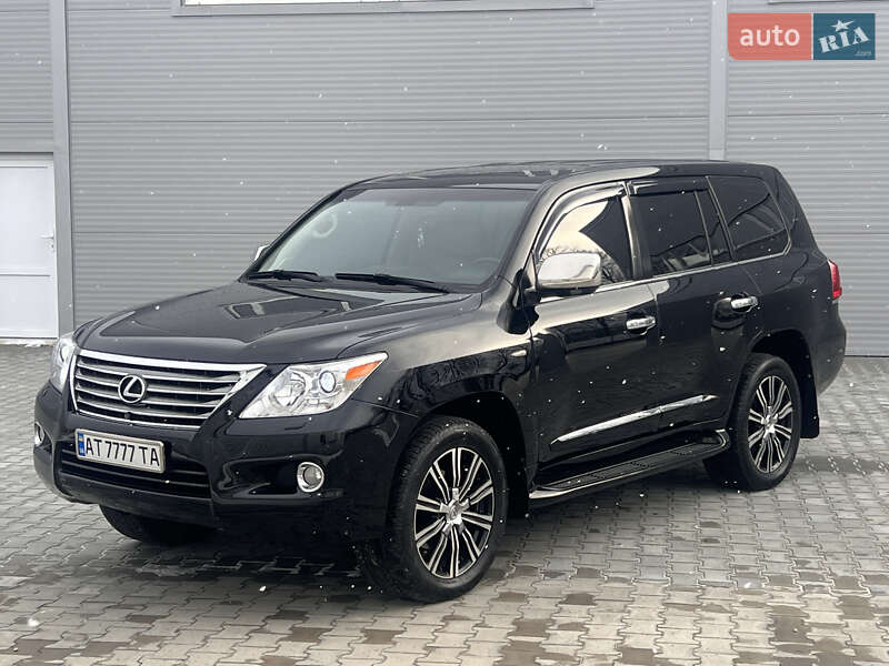 Позашляховик / Кросовер Lexus LX 2008 в Івано-Франківську