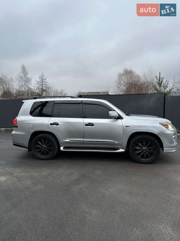 Позашляховик / Кросовер Lexus LX 2008 в Києві