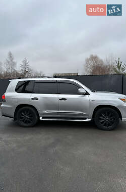 Lexus LX 2008