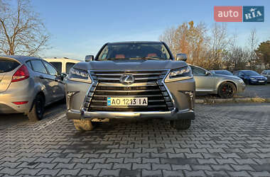 Внедорожник / Кроссовер Lexus LX 2016 в Рахове