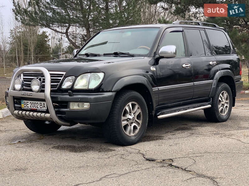 Позашляховик / Кросовер Lexus LX 2003 в Миколаєві