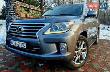 Lexus LX 2012