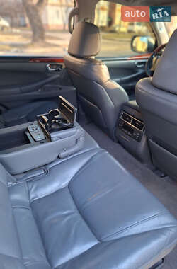 Внедорожник / Кроссовер Lexus LX 2008 в 