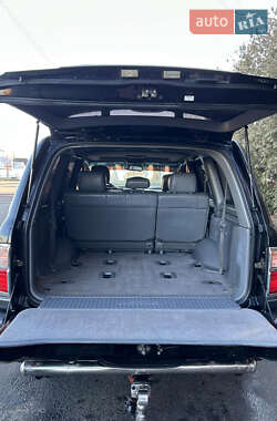 Внедорожник / Кроссовер Lexus LX 1999 в 