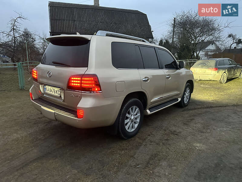 Позашляховик / Кросовер Lexus LX 2008 в Рокитному