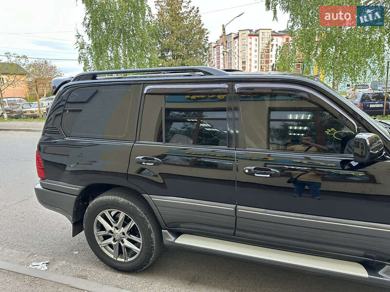 Внедорожник / Кроссовер Lexus LX 2004 в Ивано-Франковске