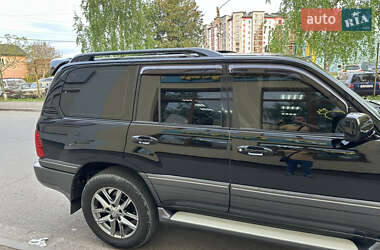 Внедорожник / Кроссовер Lexus LX 2004 в 