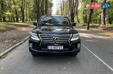 Позашляховик / Кросовер Lexus LX 2013 в 