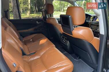 Позашляховик / Кросовер Lexus LX 2013 в 