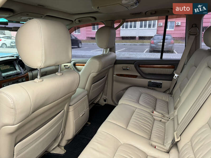 Позашляховик / Кросовер Lexus LX 2005 в Вінниці