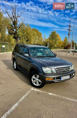 Позашляховик / Кросовер Lexus LX 2005 в Києві