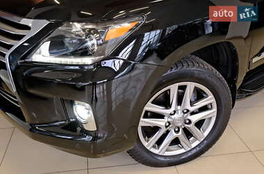 Внедорожник / Кроссовер Lexus LX 2013 в 
