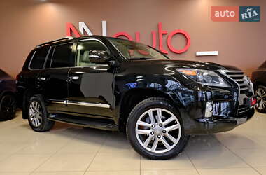 Внедорожник / Кроссовер Lexus LX 2013 в 