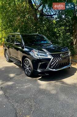 Позашляховик / Кросовер Lexus LX 2019 в Дніпрі