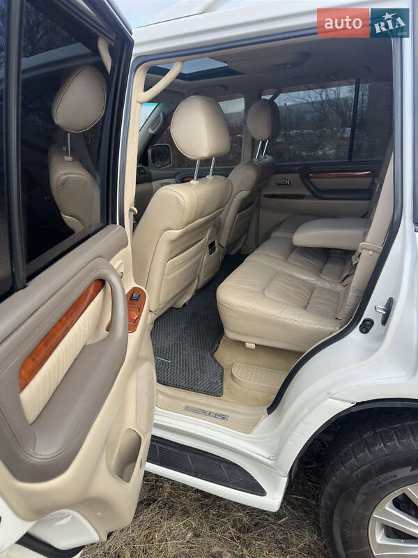 Внедорожник / Кроссовер Lexus LX 2004 в Киеве