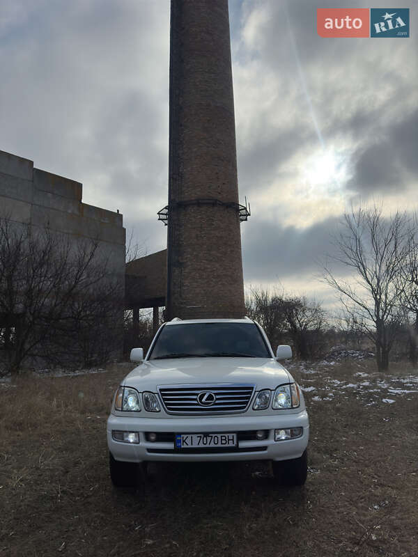 Внедорожник / Кроссовер Lexus LX 2004 в Киеве