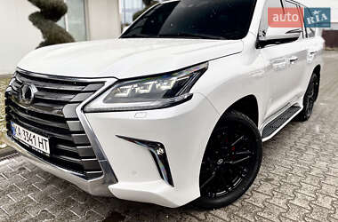 Внедорожник / Кроссовер Lexus LX 2016 в Киеве