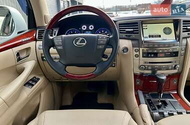 Внедорожник / Кроссовер Lexus LX 2010 в 