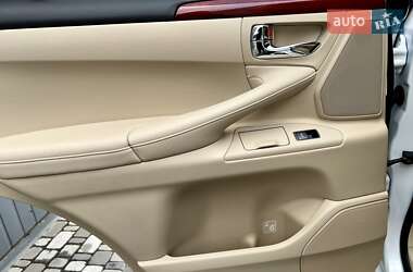 Внедорожник / Кроссовер Lexus LX 2010 в 