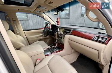 Внедорожник / Кроссовер Lexus LX 2010 в 