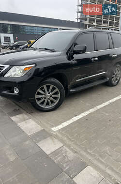 Lexus LX 2010