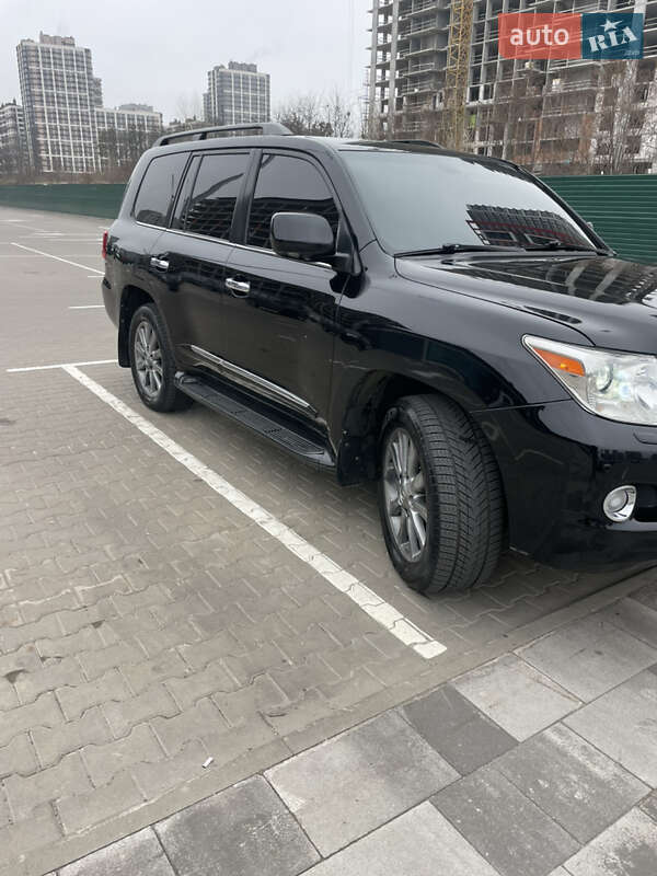 Внедорожник / Кроссовер Lexus LX 2010 в Киеве