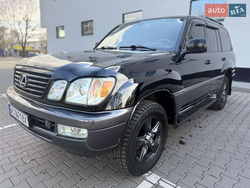 Внедорожник / Кроссовер Lexus LX 2004 в Хмельницком