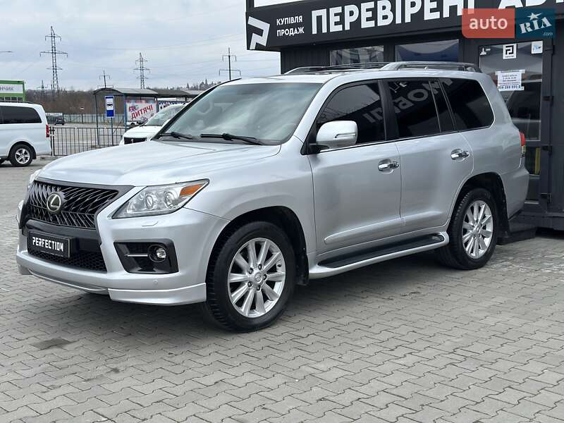 Позашляховик / Кросовер Lexus LX 2008 в Чернівцях