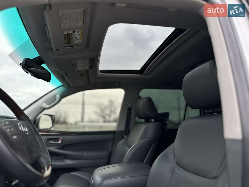 Позашляховик / Кросовер Lexus LX 2008 в Чернівцях