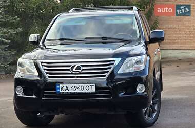 Lexus LX 2011